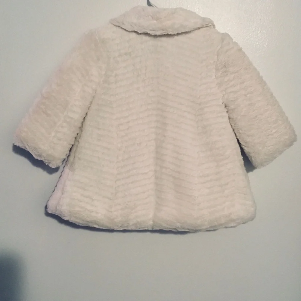 Calvin Klein🖤faux fur🖤 toddler’s jacket